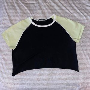 bella crop top